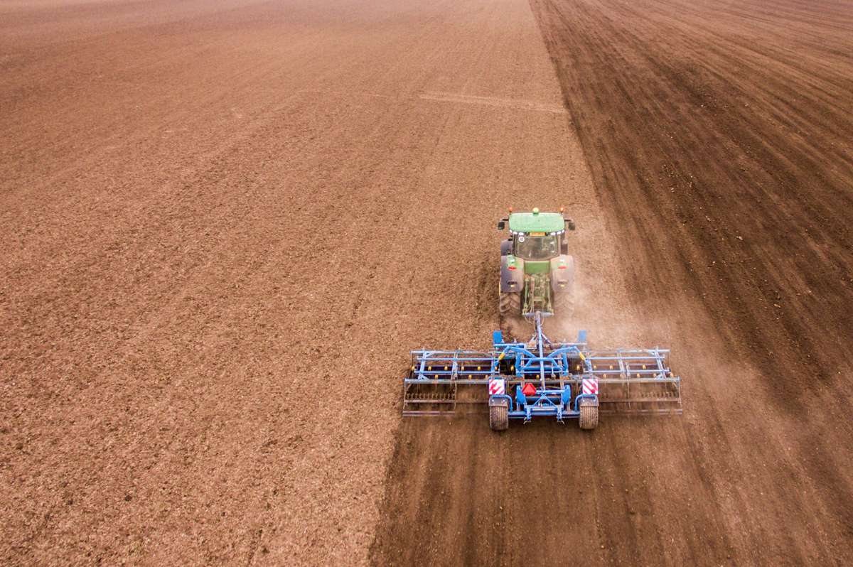 Equipemnt Radar Find agriculture, construction, transportation and material handling equipment near you today