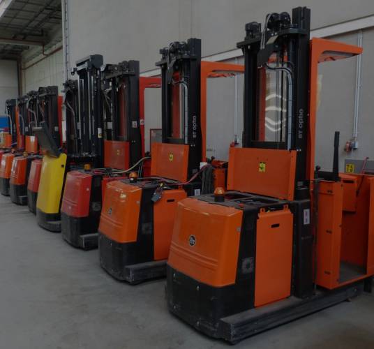 Material Handling Categories at Equipment Radar. Aerial lifts, cranes, forklifts and more 
